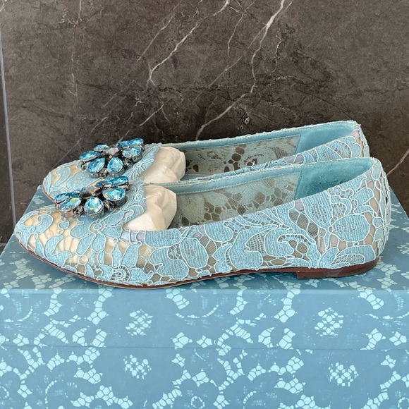 🔥 Host Pick 🔥 Dolce & Gabbana Taormina Crystal Flats - Picture 4 of 8